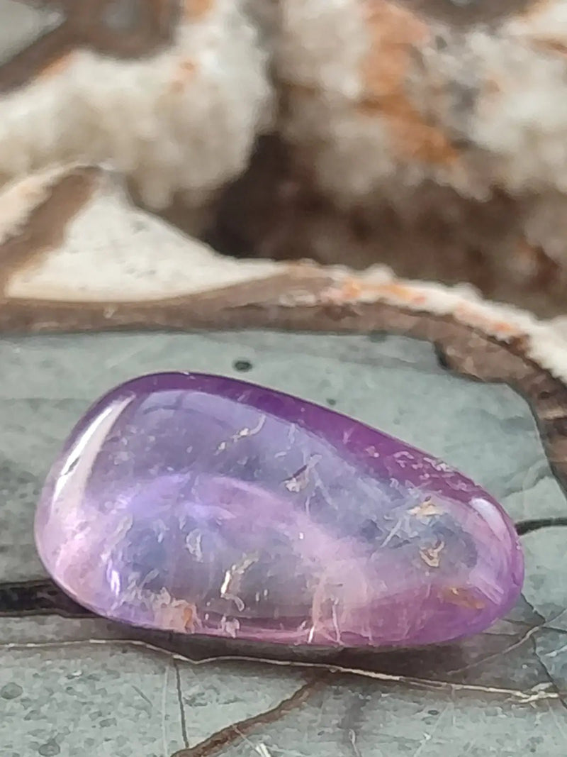 Chargez l'image dans la visionneuse de la galerie, Amétrine de Bolivie - Pierre roulée (Taille Petite à Moyenne) - Grade Prémium Amétrine pierre roulée
