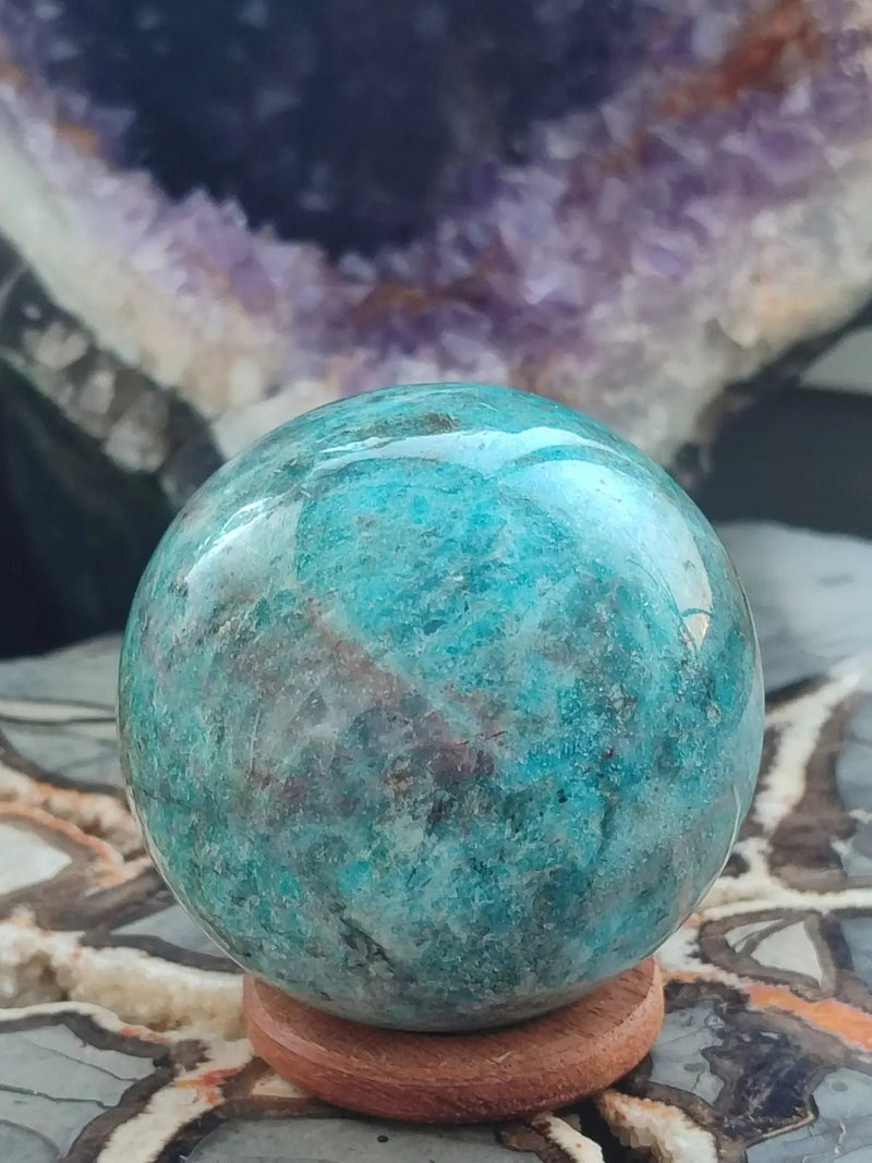 Chargez l&#39;image dans la visionneuse de la galerie, Apatite bleue de Madagascar - Sphère Ø 665mm ~465g - Grade Prémium Apatite bleue sphère
