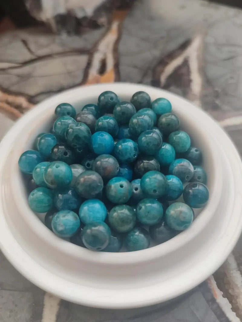 Load image into Gallery viewer, Apatite bleue du Brésil - Perles pour fabrication bijoux - Grade Prémium - Prix perle à l’unité Diamètre 8mm Apatite bleue du Brésil perle
