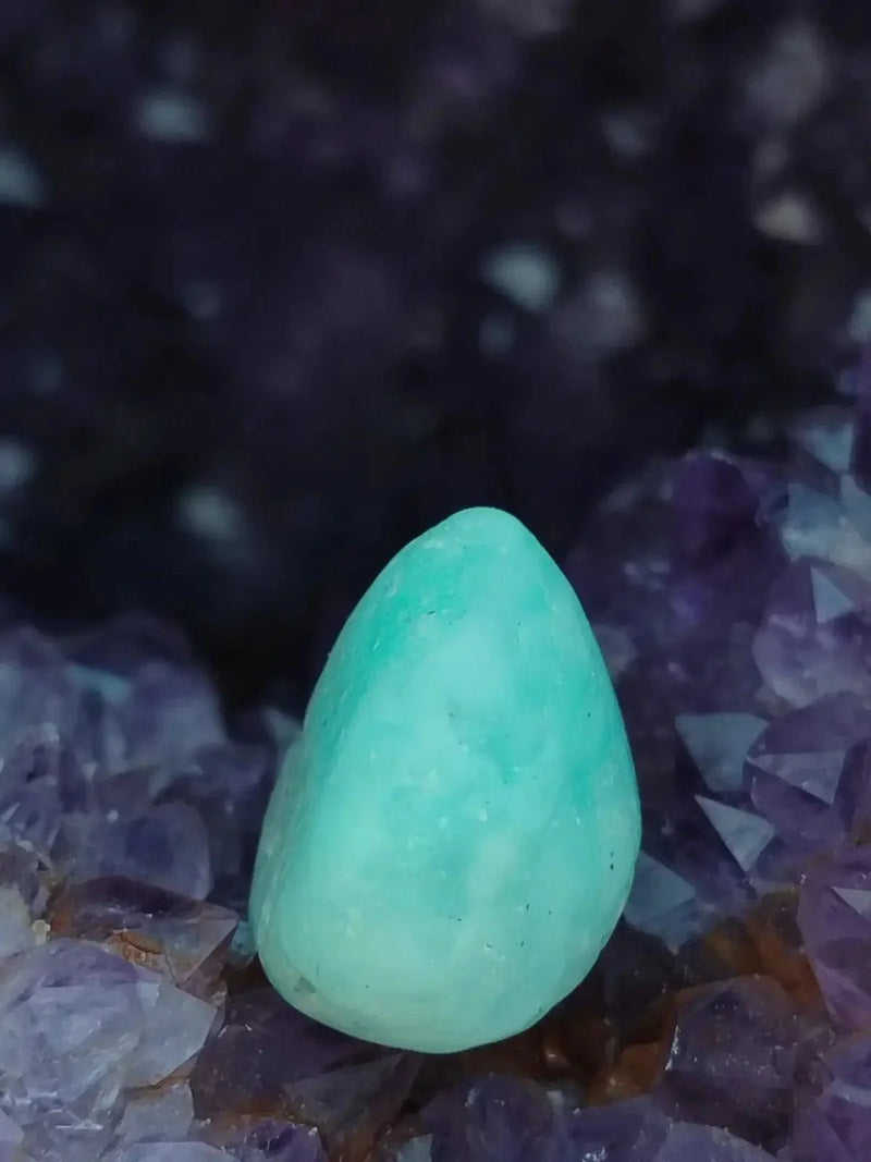 Load image into Gallery viewer, Aragonite Bleue d’Afghanistan - Pierre roulée aspect brut - Grade Prémium Aragonite Bleue pierre roulée aspect brute
