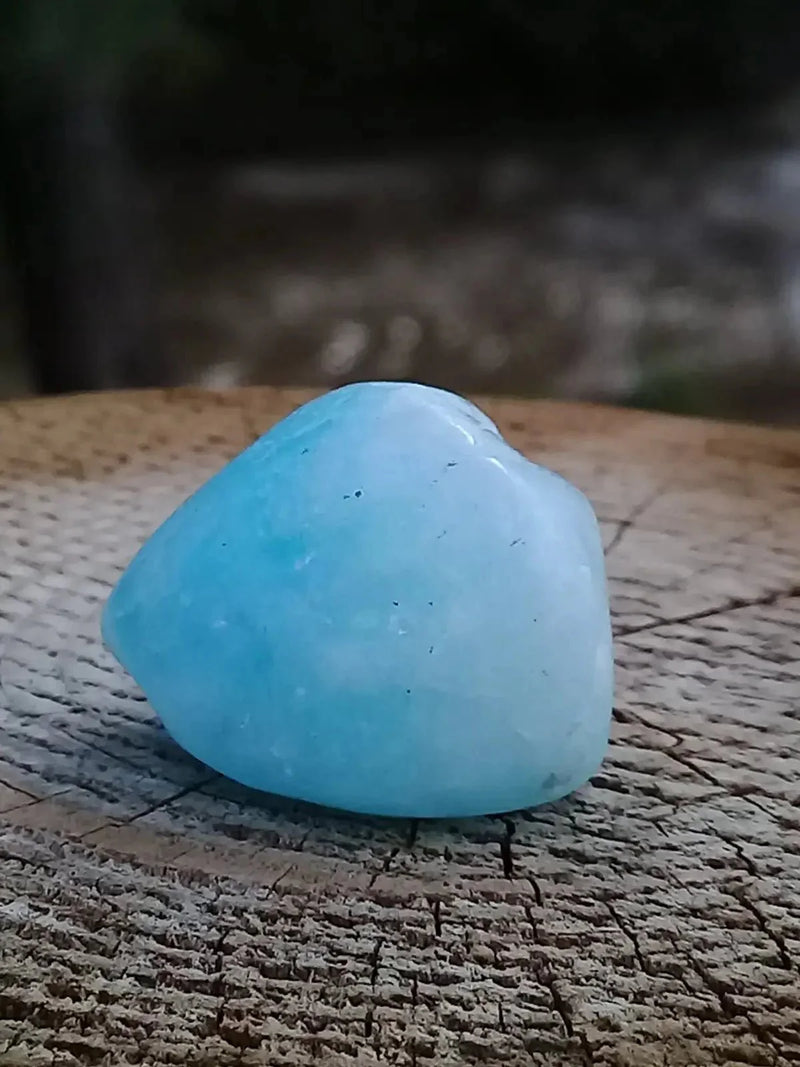 Load image into Gallery viewer, Aragonite Bleue d’Afghanistan - Pierre roulée aspect brut - Grade Prémium Aragonite Bleue pierre roulée aspect brute
