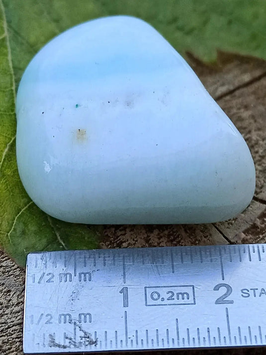 Aragonite Bleue d’Afghanistan - Pierre roulée aspect soyeux - Grade Prémium Aragonite Bleue pierre roulée