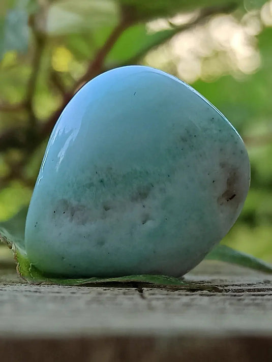 Aragonite Bleue d’Afghanistan - Pierre roulée aspect soyeux - Grade Prémium Aragonite Bleue pierre roulée