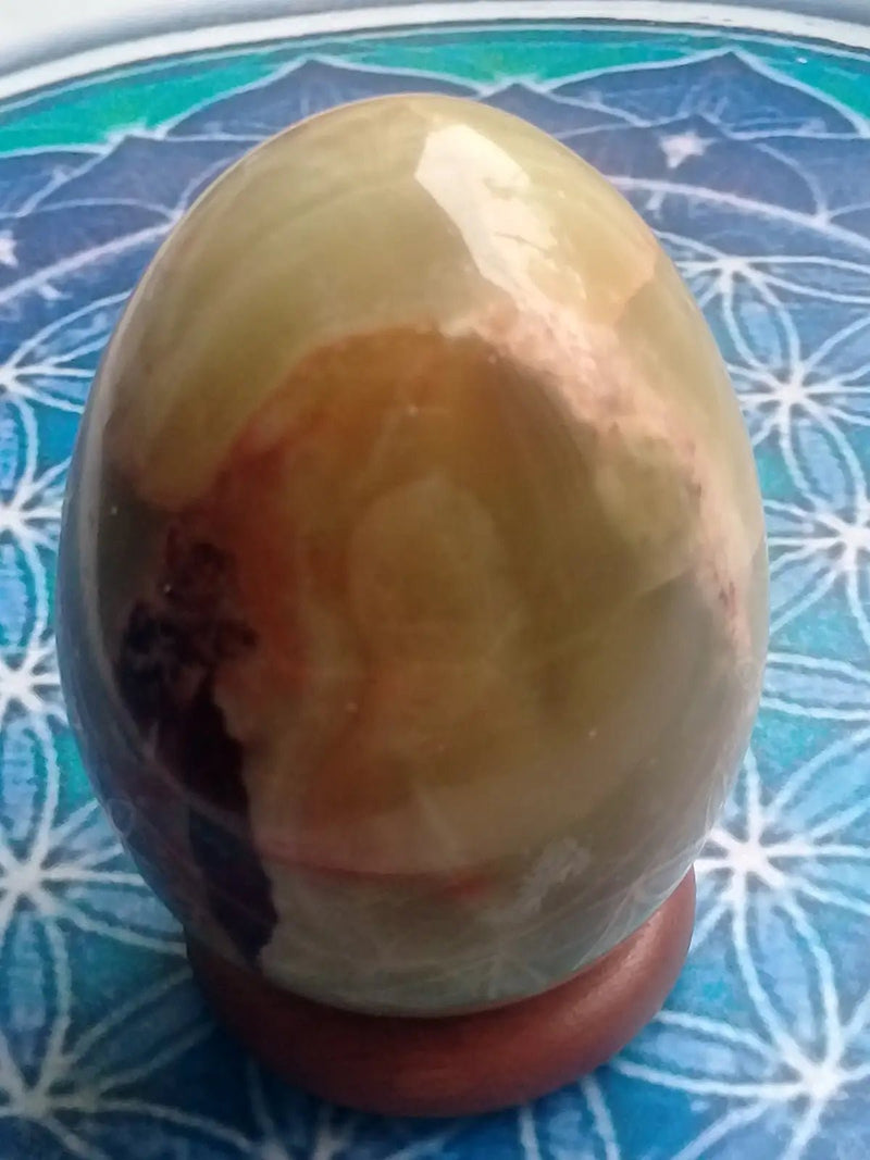 Load image into Gallery viewer, Aragonite Œuf minéral Grade A ++++ 6,7 X 4,5cm Onyx verte Œuf minéral 6,7 X 4,5cm
