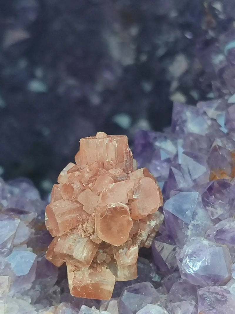 Load image into Gallery viewer, Aragonite Spoutnik de Minglanilla (Espagne) - Pierre brute - Grade Prémium Aragonite Spoutnik pierre brute
