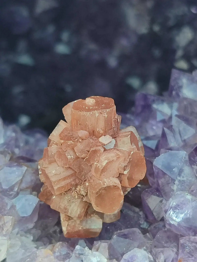 Load image into Gallery viewer, Aragonite Spoutnik de Minglanilla (Espagne) - Pierre brute - Grade Prémium Aragonite Spoutnik pierre brute
