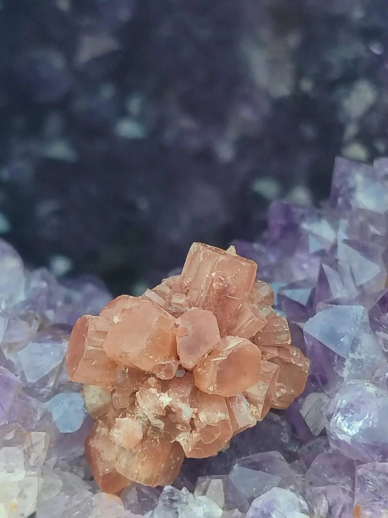 Load image into Gallery viewer, Aragonite Spoutnik de Minglanilla (Espagne) - Pierre brute - Grade Prémium Aragonite Spoutnik pierre brute
