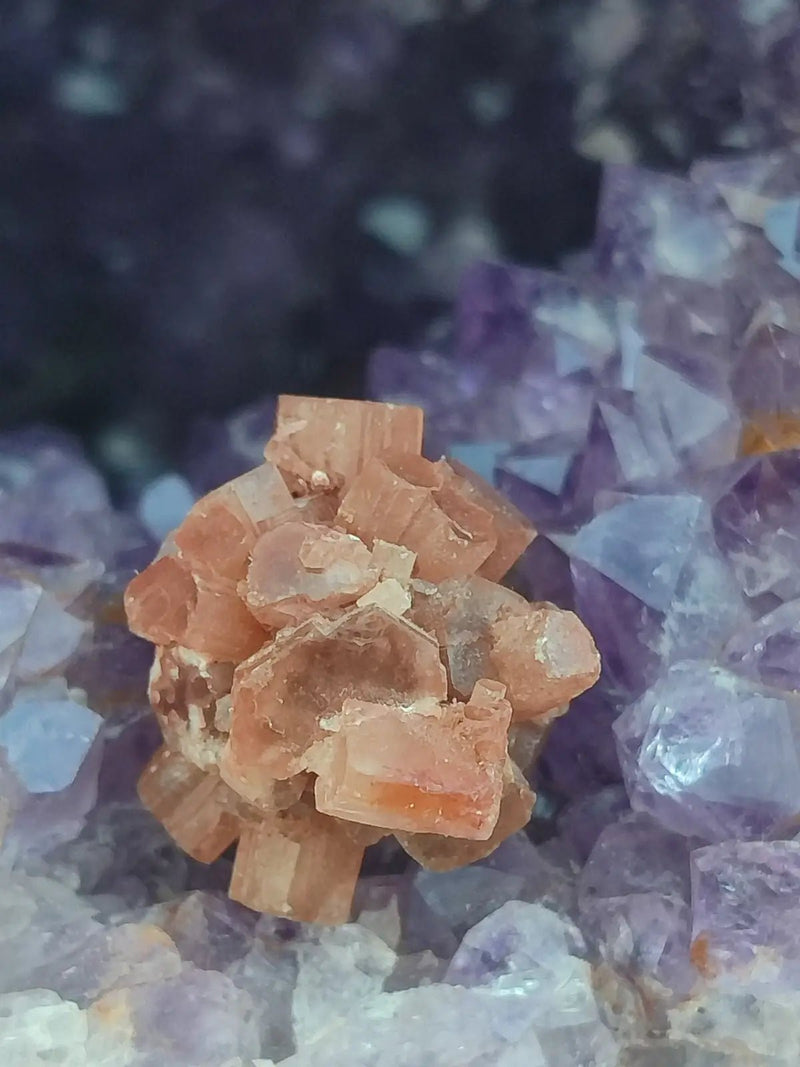 Load image into Gallery viewer, Aragonite Spoutnik de Minglanilla (Espagne) - Pierre brute - Grade Prémium Aragonite Spoutnik pierre brute
