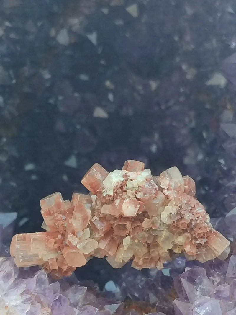 Load image into Gallery viewer, Aragonite Spoutnik de Minglanilla (Espagne) - Pierre brute - Grade Prémium Aragonite Spoutnik pierre brute
