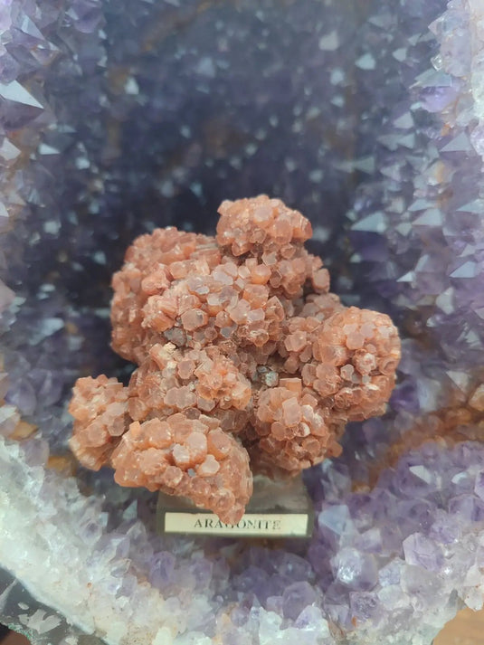 Aragonite Spoutnik de Tazouta Région de Fès-Meknès Maroc - Pierre brute - Grade Prémium Aragonite Spoutnik sur socle