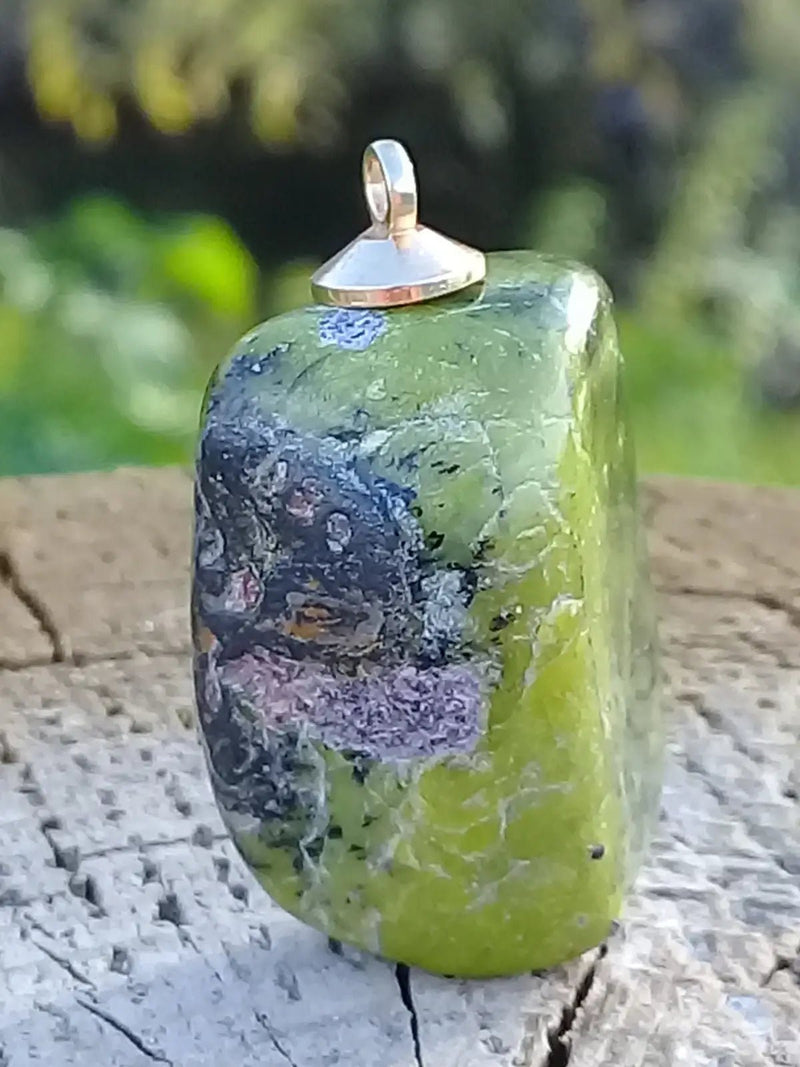 Load image into Gallery viewer, Atlantasite pendentif Grade A ++++ (Fourni avec son cordon) Atlantasite pendentif
