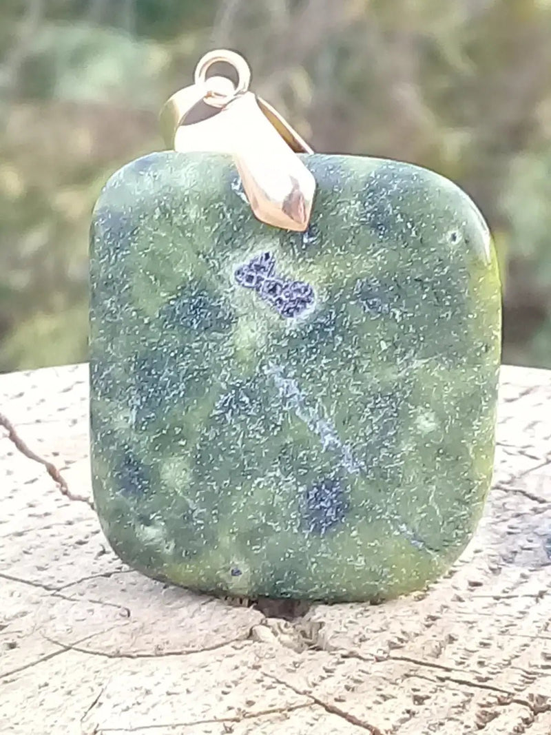 Load image into Gallery viewer, Atlantasite pendentif Grade A ++++ (Fourni avec son cordon) Atlantasite pendentif
