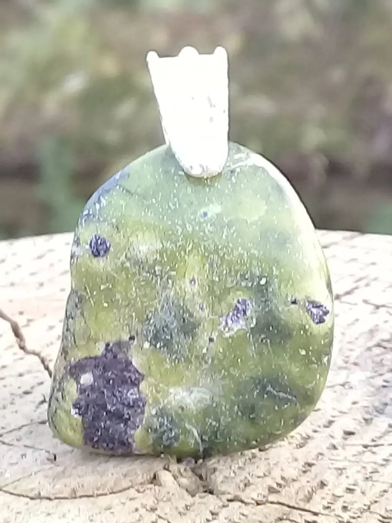 Load image into Gallery viewer, Atlantasite pendentif Grade A ++++(Fourni avec son cordon) Atlantasite pendentif
