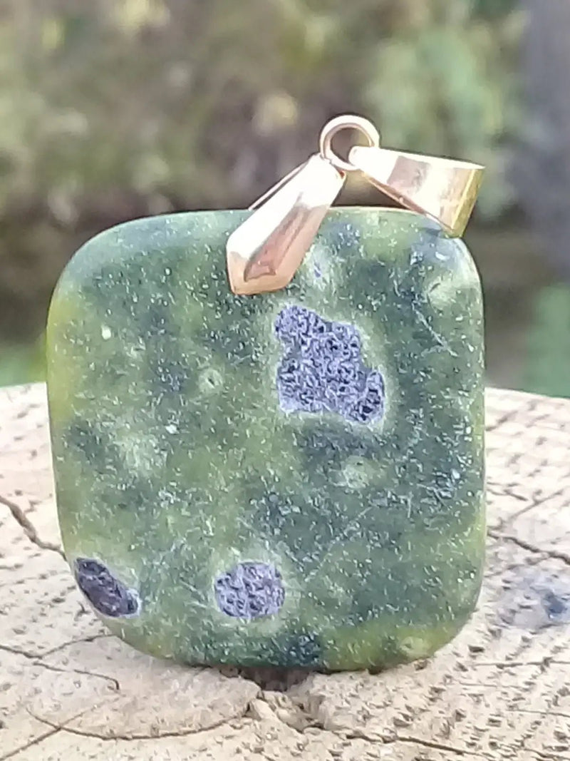 Load image into Gallery viewer, Atlantasite pendentif Grade A ++++ (Fourni avec son cordon) Atlantasite pendentif
