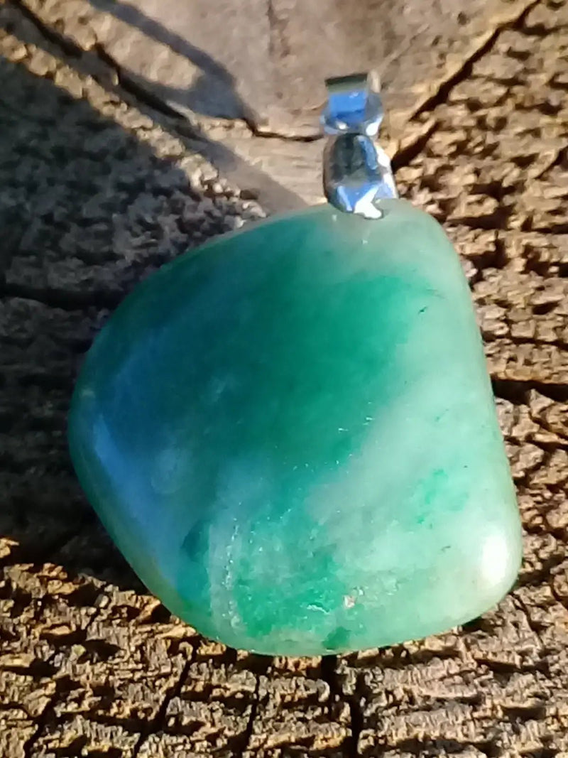 Load image into Gallery viewer, Aventurine pendentif Grade A ++++ Aventurine verte pendentif
