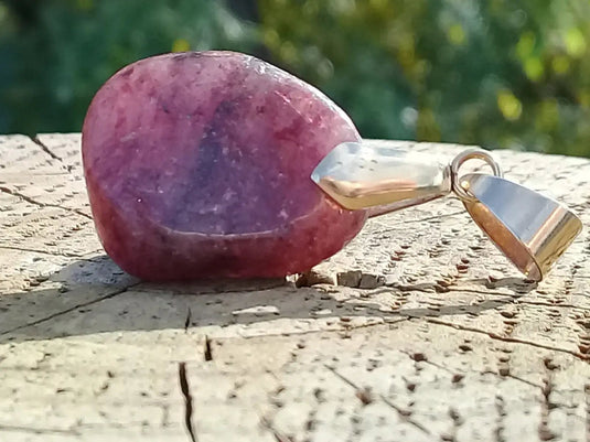 Aventurine rouge du Brésil pendentif Grade A++++ Fourni avec cordon Aventurine rouge du Brésil pendentif