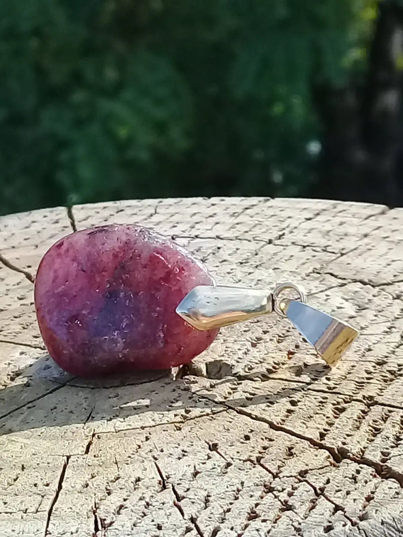 Load image into Gallery viewer, Aventurine rouge du Brésil pendentif Grade A++++ Fourni avec cordon Aventurine rouge du Brésil pendentif
