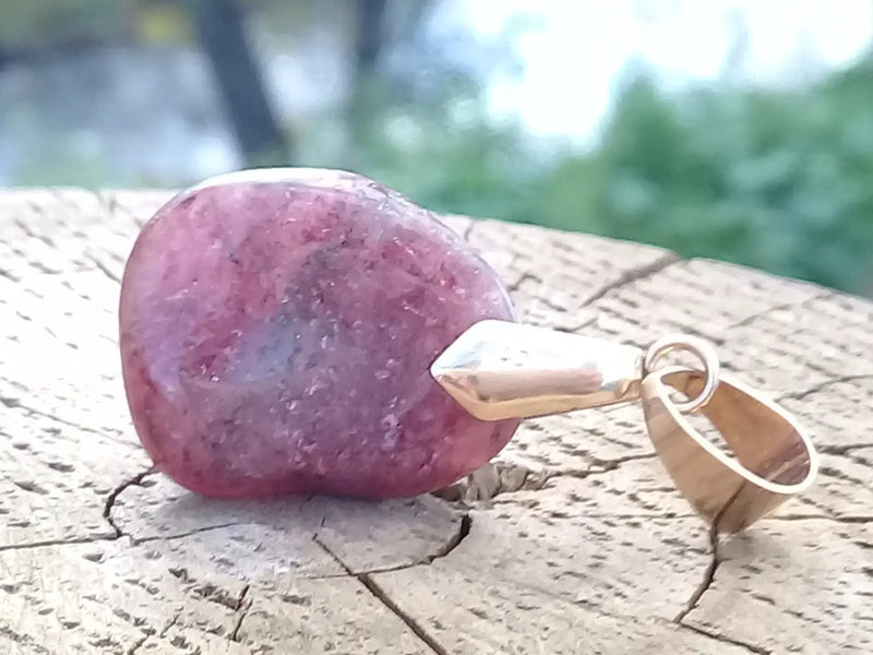 Load image into Gallery viewer, Aventurine rouge du Brésil pendentif Grade A++++ Fourni avec cordon Aventurine rouge du Brésil pendentif
