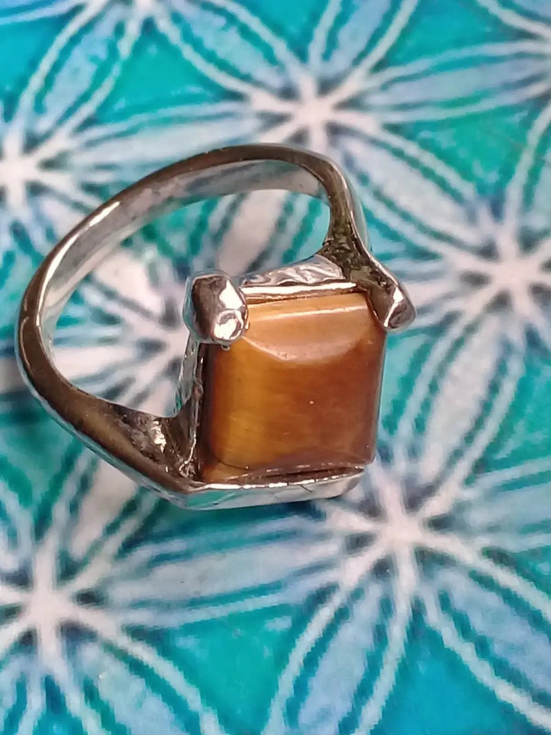 Load image into Gallery viewer, Bague Œil de tigre taille 18 Grade A ++++ Bague œil de tigre taille 18
