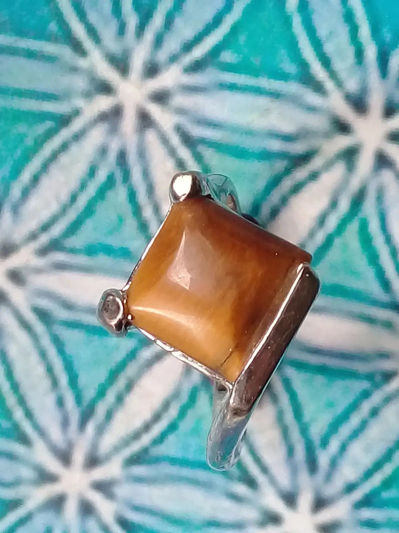 Load image into Gallery viewer, Bague Œil de tigre taille 18 Grade A ++++ Bague œil de tigre taille 18
