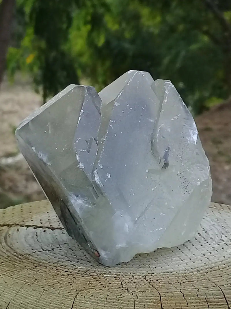 Load image into Gallery viewer, Baryte fantôme fumée cristallisée pointe brute Grade A ++++ Baryte fantôme fumée cristallisée pointe brute
