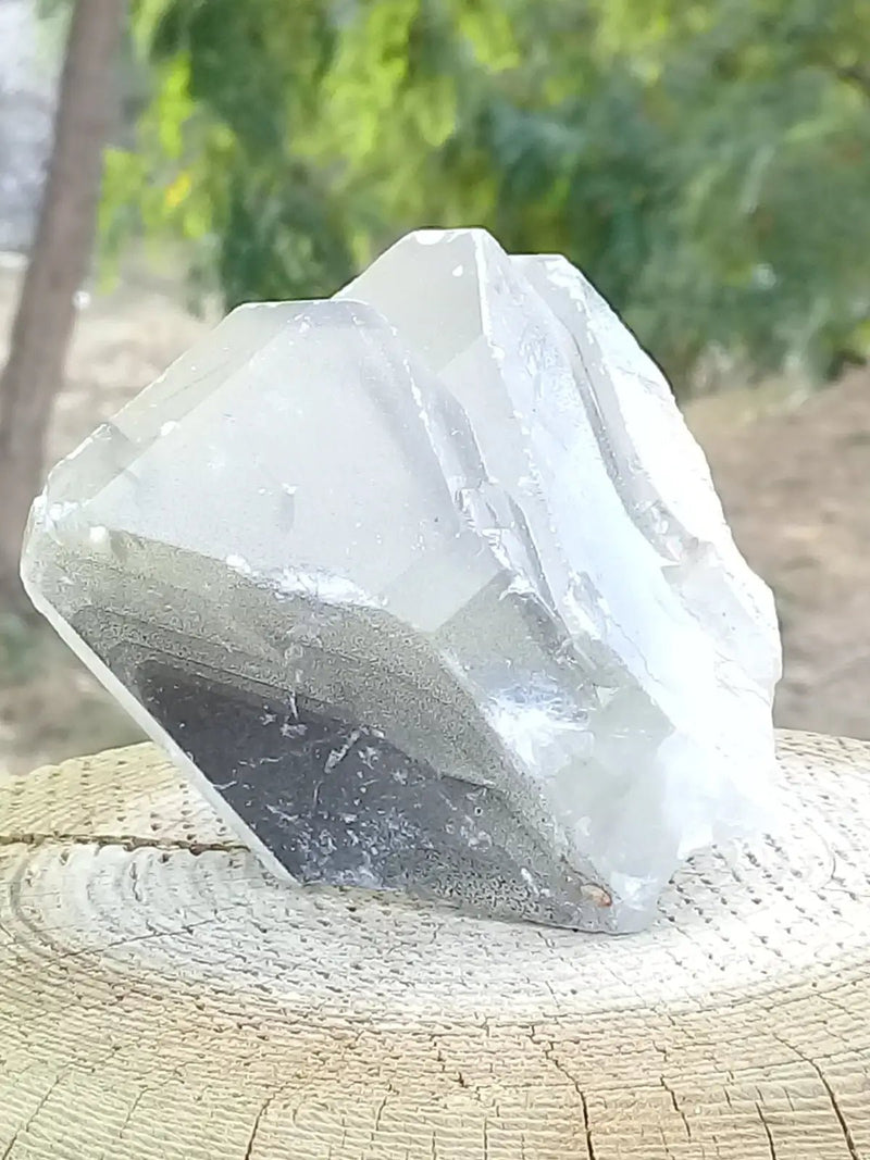 Load image into Gallery viewer, Baryte fantôme fumée cristallisée pointe brute Grade A ++++ Baryte fantôme fumée cristallisée pointe brute
