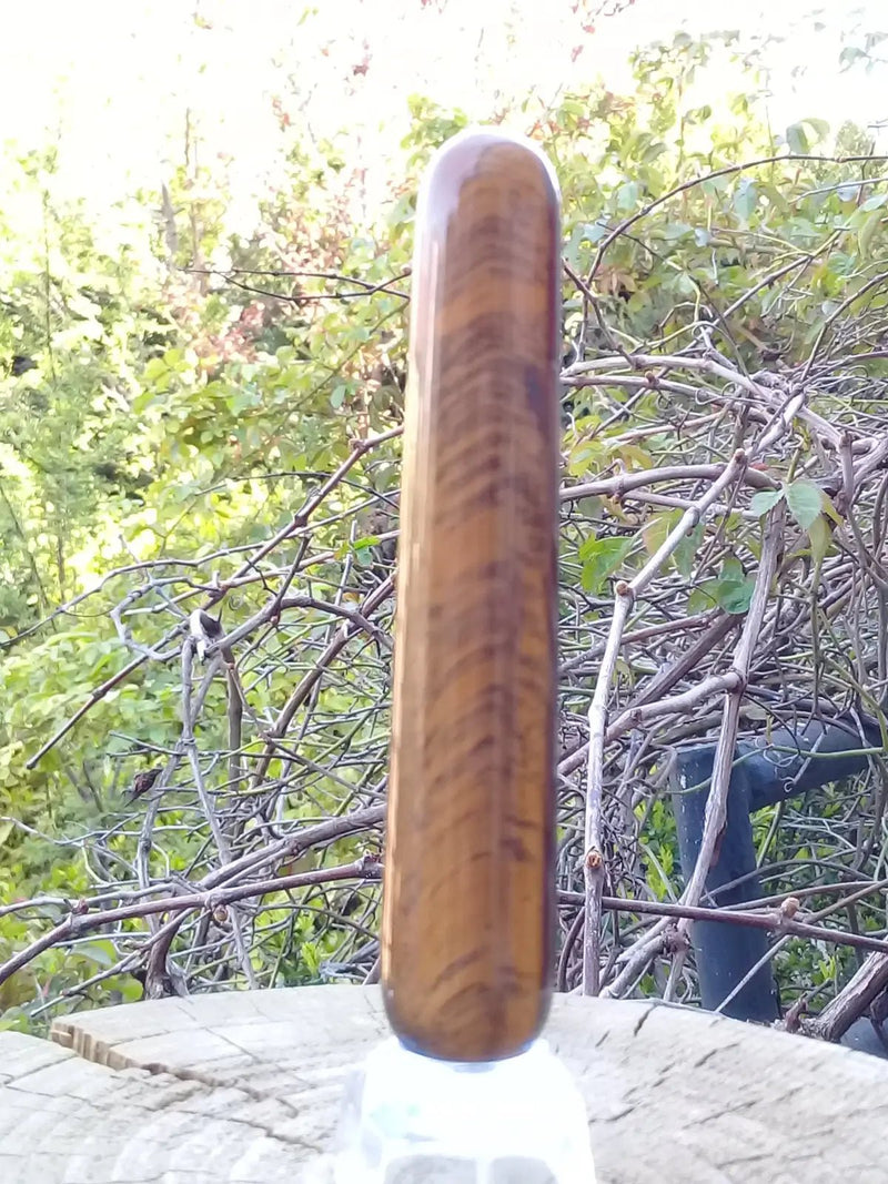 Chargez l&#39;image dans la visionneuse de la galerie, Bâton de massage acupression en Œil de tigre du Brésil Grade A ++++ Bâton de massage en Œil de tigre
