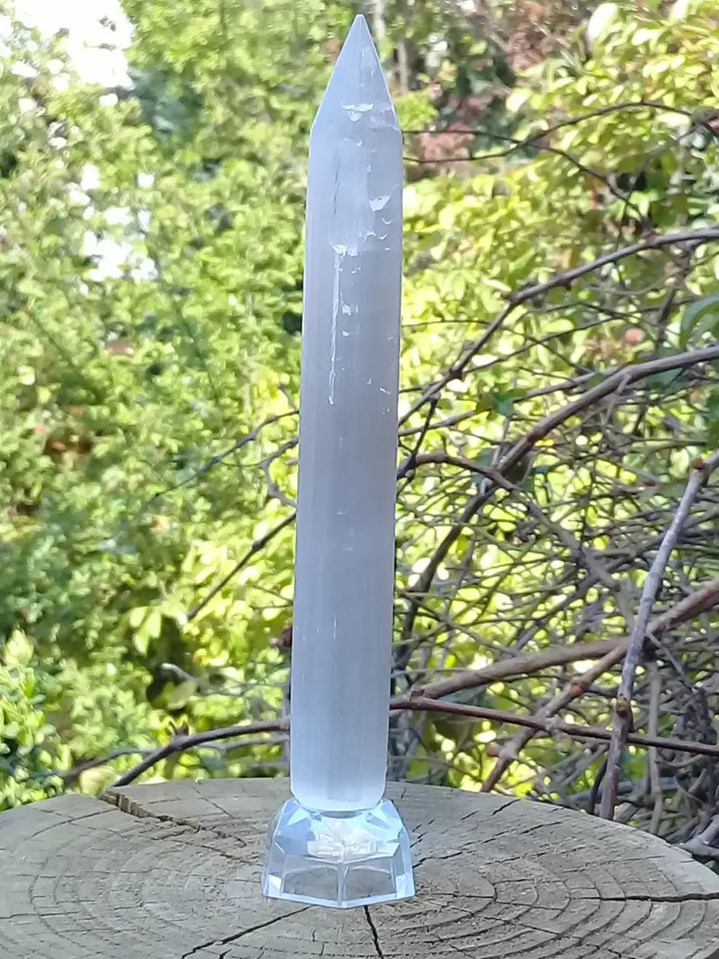 Load image into Gallery viewer, Bâton pointe de massage en Sélénite blanche du Maroc Grade A++++ Bâton pointe de massage en Sélénite blanche du Maroc
