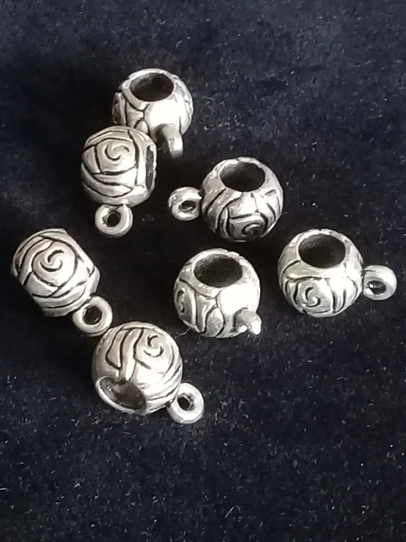 Chargez l'image dans la visionneuse de la galerie, Breloque perle avec anneau d’attache Diam: 8mm Prix à l’unité Breloques perles avec anneau d’attache Diam: 8mm couleur argent
