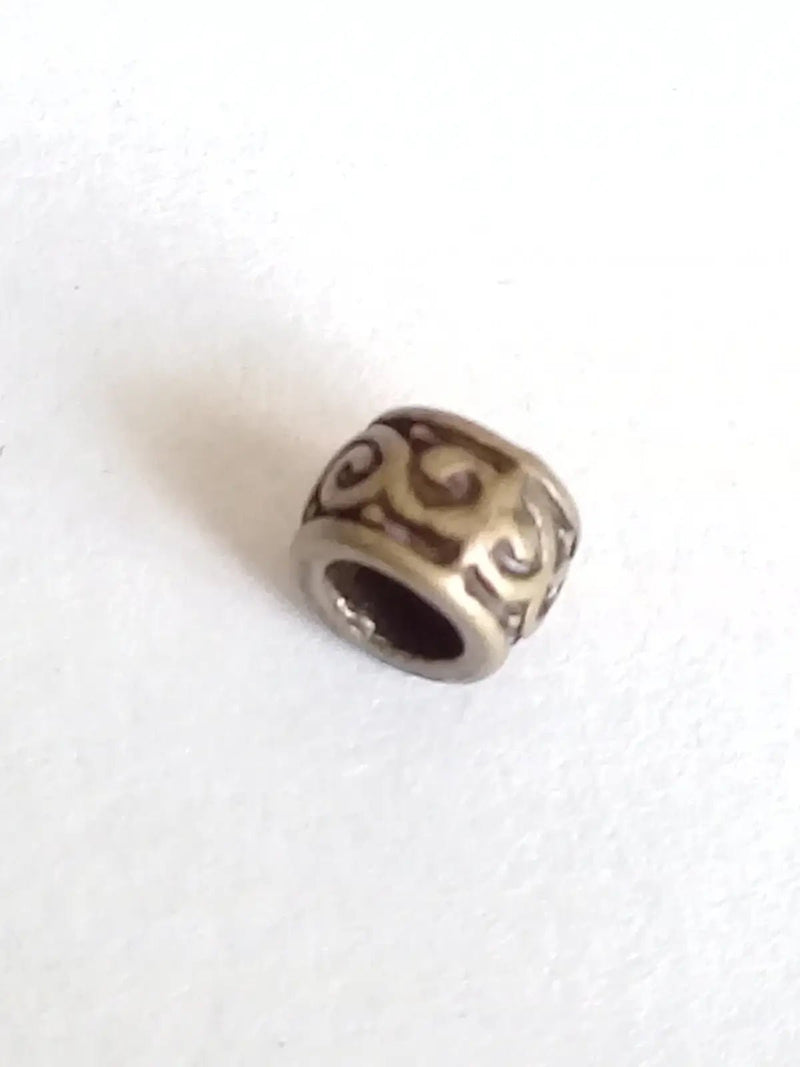 Load image into Gallery viewer, Breloque perle couleur Bronze ancien 5mm X 4mm Prix perle à l’unité Diamètre 4mm Perles breloque couleur Bronze ancien 5mm X 4mm
