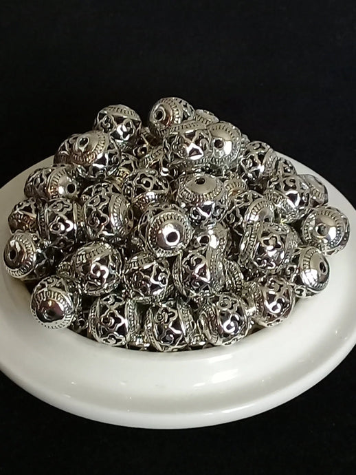 Breloque perle métal couleur Argent Diamètre 12mm Prix perle à l’unité Perles breloque métal argenté 12mm Dans la besace du p'tit Poucet   