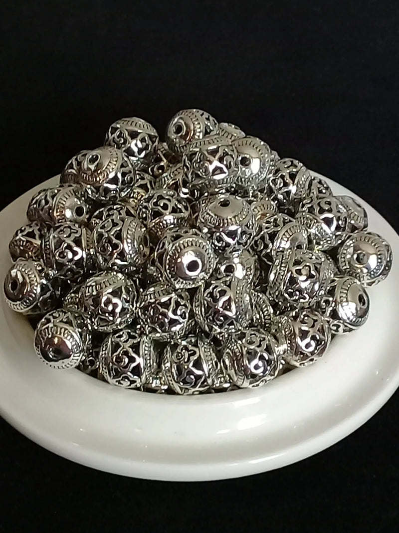 Chargez l&#39;image dans la visionneuse de la galerie, Breloque perle métal couleur Argent Diamètre 12mm Prix perle à l’unité Perles breloque métal argenté 12mm Dans la besace du p&#39;tit Poucet   
