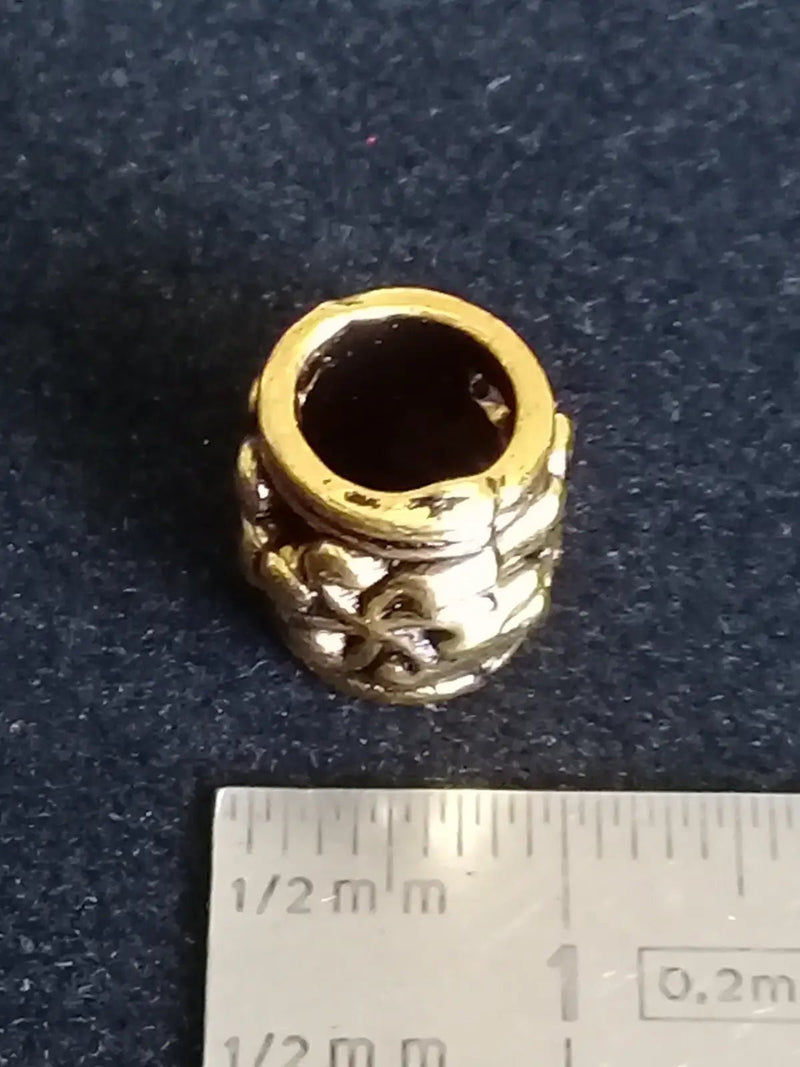 Load image into Gallery viewer, Breloque perle métal Divers coloris 10mm X 10mm Prix perle à l’unité Perle breloque métal Divers coloris 10mm X 10mm
