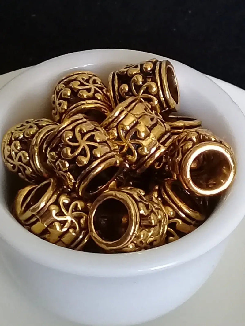 Load image into Gallery viewer, Breloque perle métal Divers coloris 10mm X 10mm Prix perle à l’unité Diamètre 10mm / Or Perle breloque métal Divers coloris 10mm X 10mm
