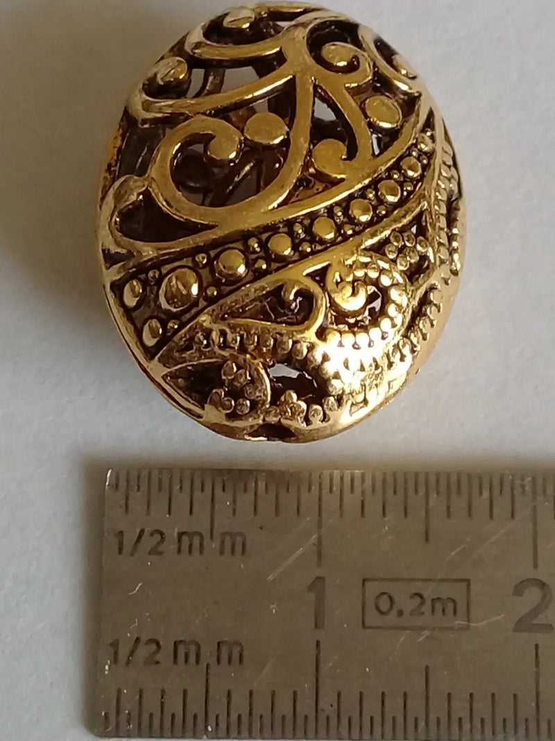 Chargez l'image dans la visionneuse de la galerie, Breloque perle ovale Divers coloris 22mm X 18mm X 12mm Prix perle à l’unité Perles breloque ovale Divers coloris
