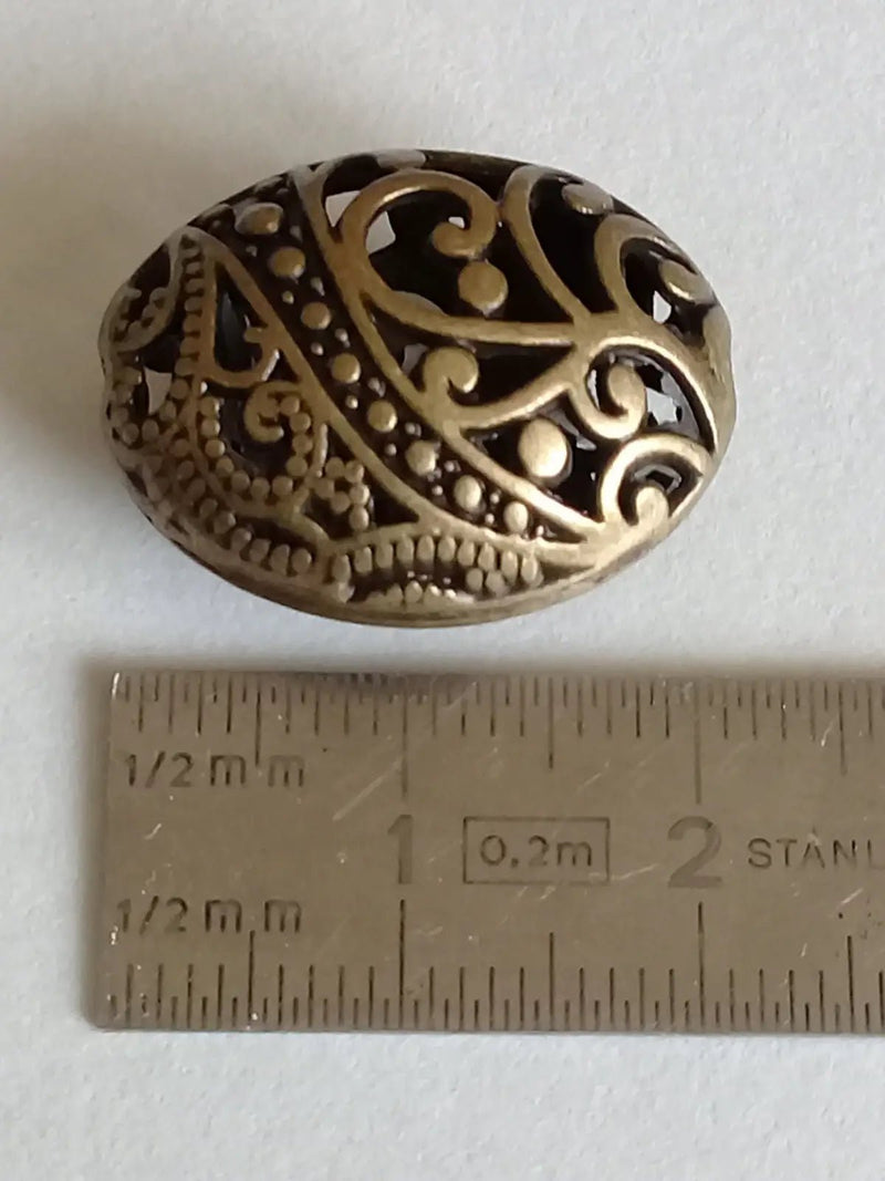 Chargez l'image dans la visionneuse de la galerie, Breloque perle ovale Divers coloris 22mm X 18mm X 12mm Prix perle à l’unité Perles breloque ovale Divers coloris
