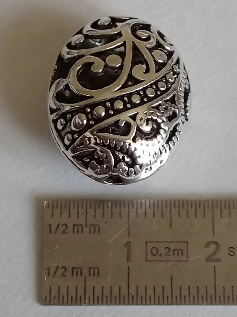 Chargez l'image dans la visionneuse de la galerie, Breloque perle ovale Divers coloris 22mm X 18mm X 12mm Prix perle à l’unité Perles breloque ovale Divers coloris
