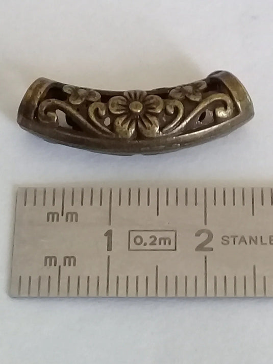 Breloques pour collier couleur Bronze ancien 25mm X 6mm Prix à l’unité Breloque pour collier pour Bronze ancien Dans la besace du p'tit Poucet   