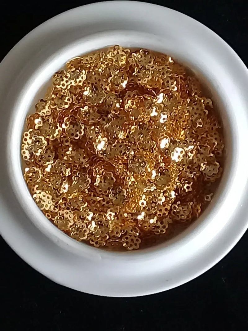 Chargez l&#39;image dans la visionneuse de la galerie, Breloques séparatifs Divers coloris Diam: 6mm Prix à l’unité Breloques séparatifs Divers coloris Diam: 6mm
