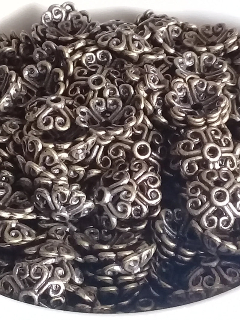 Chargez l&#39;image dans la visionneuse de la galerie, Breloques séparatifs perles métal couleur Bronze ancien Prix à l’unité Breloques séparatifs perles métal couleur Bronze ancien Dans la besace du p&#39;tit Poucet   

