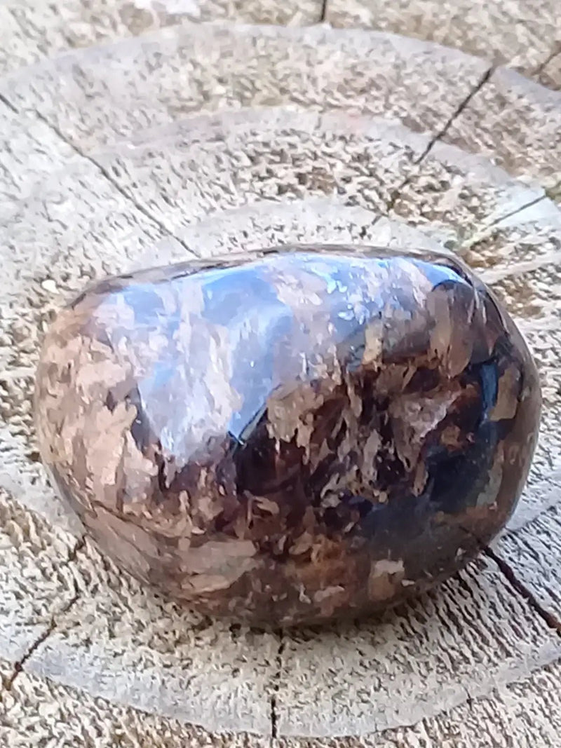 Load image into Gallery viewer, Bronzite de Birmanie pierre roulée Grade A++++ Bronzite de Birmanie pierre roulée
