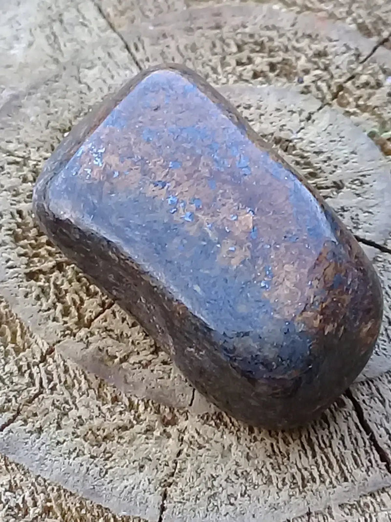 Load image into Gallery viewer, Bronzite de Birmanie pierre roulée Grade A++++ Bronzite de Birmanie pierre roulée
