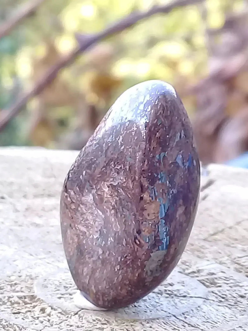 Chargez l'image dans la visionneuse de la galerie, Bronzite de Birmanie pierre roulée Grade A++++ Bronzite de Birmanie pierre roulée
