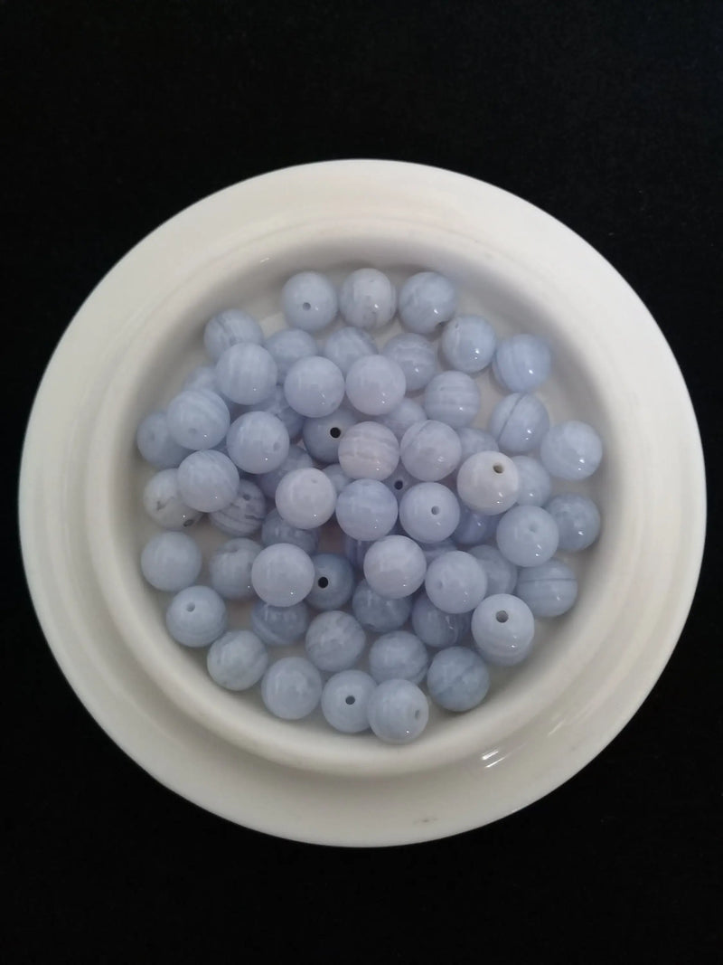 Load image into Gallery viewer, Calcédoine bleue du Brésil perle Grade A++++ Prix perle à l’unité Calcédoine bleue du Brésil perles 8mm Dans la besace du p&#39;tit Poucet   
