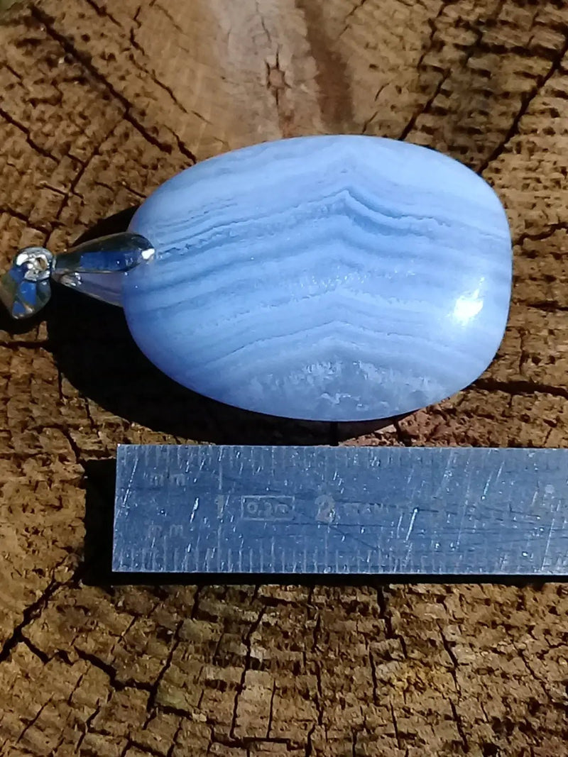 Chargez l&#39;image dans la visionneuse de la galerie, Calcédoine bleue pendentif Grade A ++++ Calcédoine bleue pendentif
