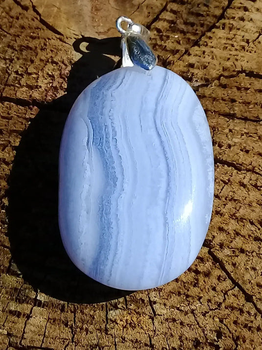 Calcédoine bleue pendentif Grade A ++++ Calcédoine bleue pendentif