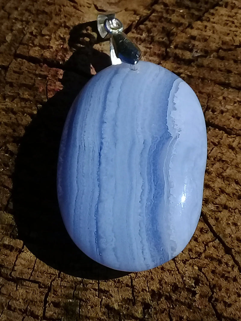 Carica immagine in Galleria Viewer, Calcédoine bleue pendentif Grade A ++++ Calcédoine bleue pendentif Dans la besace du p&#39;tit Poucet...   
