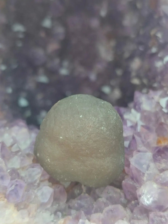 Calcédoine noire Botryoïdale de Manakarra Indonésie -Pierre brute - Grade Prémium Calcédoine noire Botryoïdale