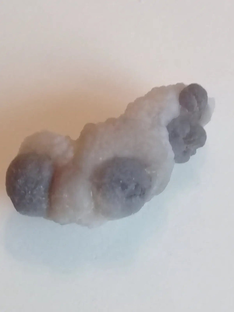 Chargez l&#39;image dans la visionneuse de la galerie, Calcédoine noire Botryoïdale ou larme de Calcédoine ’RARE’ Grade A++++ Calcédoine noire Botryoïdale
