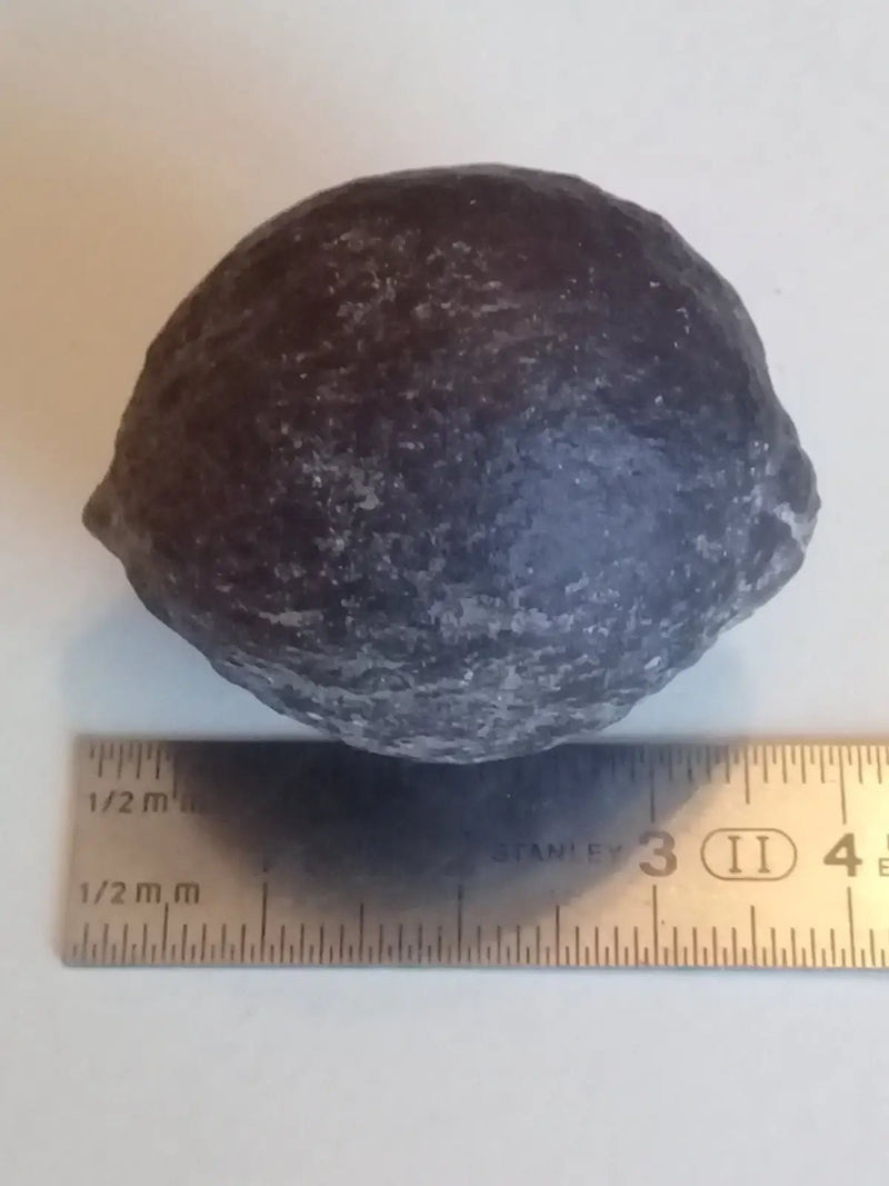 Chargez l&#39;image dans la visionneuse de la galerie, Calcédoine noire Botryoïdale ou larme de Calcédoine ’RARE’ Grade A++++ Calcédoine noire Botryoïdale
